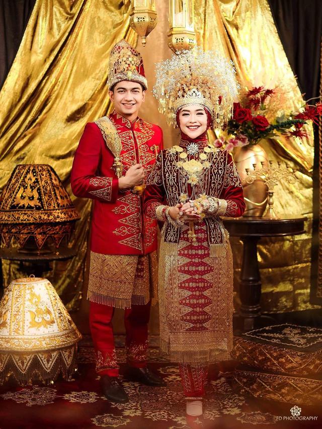 Pakai Baju Adat Aceh, Ini 6 Potret Terbaru Prewedding Ria Ricis dan Teuku Ryan