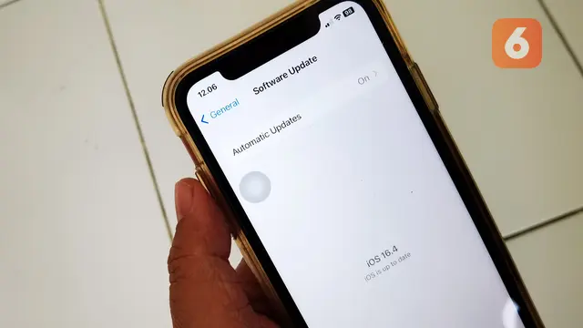 Begini Cara Mudah Update iOS 16.4 di iPhone