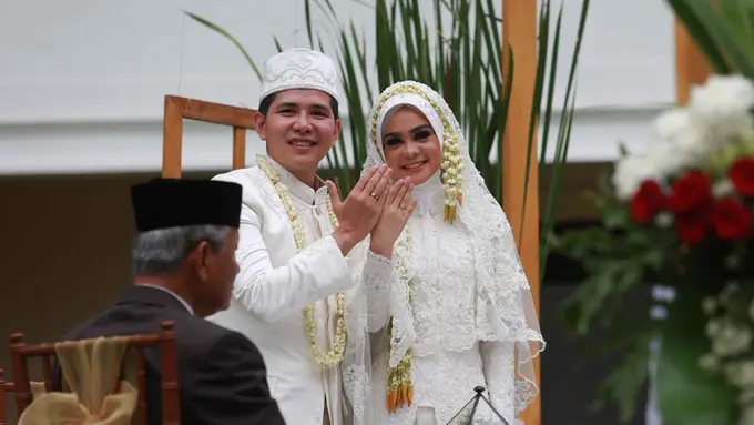 Haykal Kamil dan Tantri Namirah