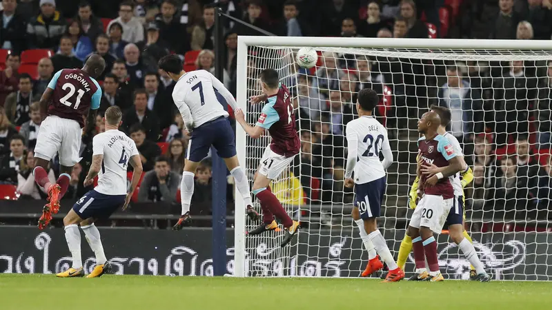 West Ham United, Tottenham Hotspur, Piala Liga Inggris