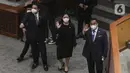 Pimpinan DPR saat Rapat Paripurna Penutupan Masa Sidang II yang digelar secara virtual maupun fisik di Gedung Nusantara II, Jakarta, Jumat (11/12/2020). Ketua DPR Puan Maharani menyampaikan beberapa hal terkait kinerja DPR mengenai Prolegnas Prioritas 2021. (Liputan6.com/Johan Tallo)