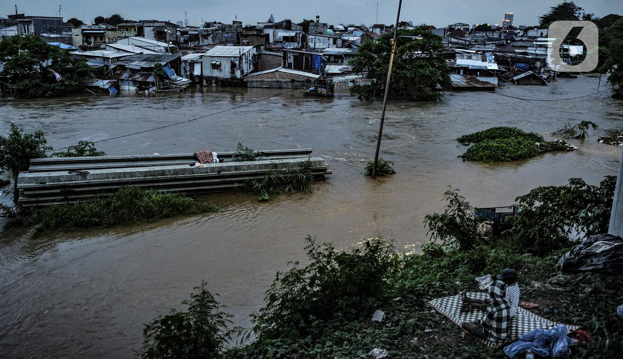 FOTO: 42 RW di Jakarta Terendam Banjir - News Liputan6.com