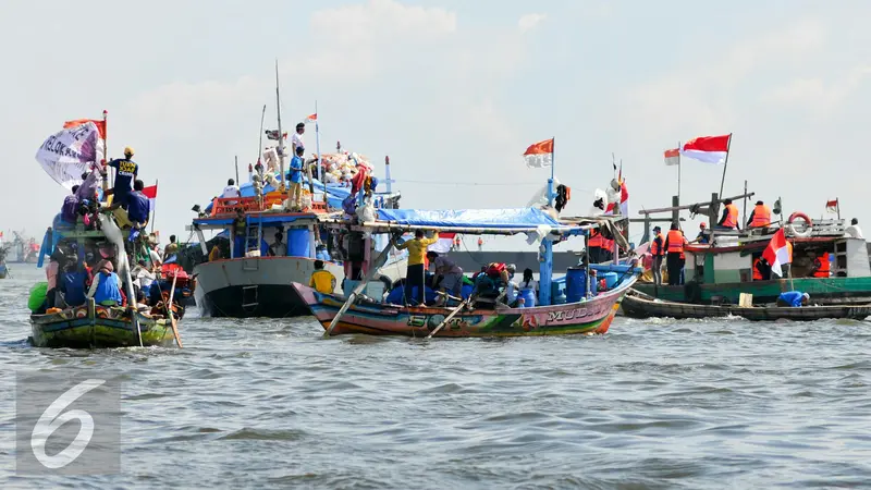 20160417- Konvoi Perahu Nelayan Tolak Reklamasi Teluk Jakarta- Yoppy Renato
