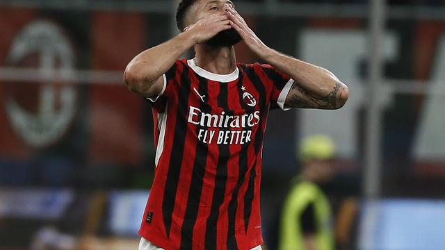 Selebrasi Olivier Giroud di laga terakhir bersama AC Milan