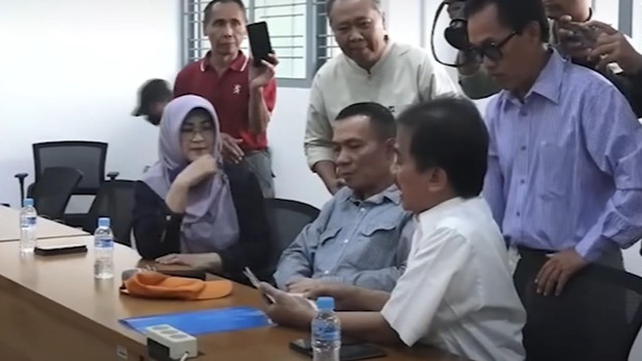 Pelapor Ungkap Alasan Laporkan Roy Suryo Cs Buntut Tuduhan Ijazah Palsu, Atas Arahan Jokowi?