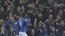 Pemain Everton, Romelu Lukaku merayakan golnya pada leg pertama semi-final Piala Liga Inggris di Stadion Goodison Park, Liverpool, Rabu (6/01/2016). (AFP Photo/Paul Ellis)