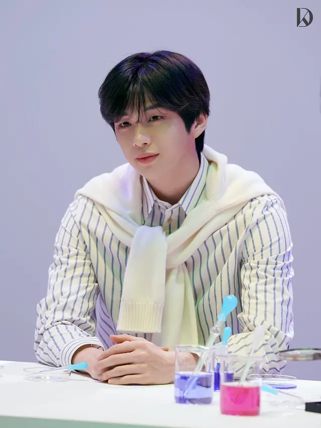 Kang Daniel. (Konnect Entertainment via Naver - 커넥트엔터테인먼트	)