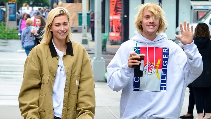 [Bintang] Hailey Baldwin - Justin Bieber