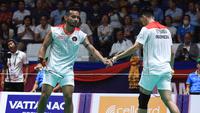 Ganda putra Indonesia, Pramudya Kusumawardana/Yeremia Erich Yoche Yacob Rambitan, saat tampil pada semifinal bulutangkis beregu putra SEA Games 2023, di Phnom Penh Kamboja, Rabu (10/5/2023). (Bola.com/PBSI)