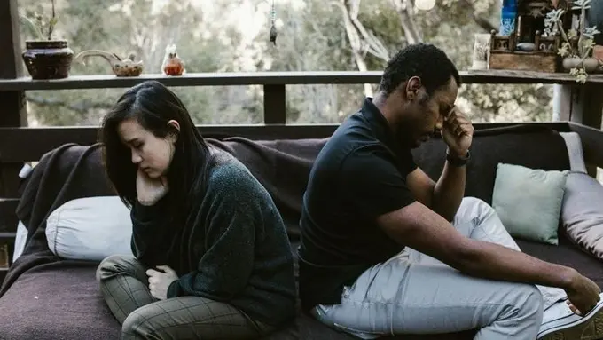 Pasangan Marah, Cemburu, atau Putus