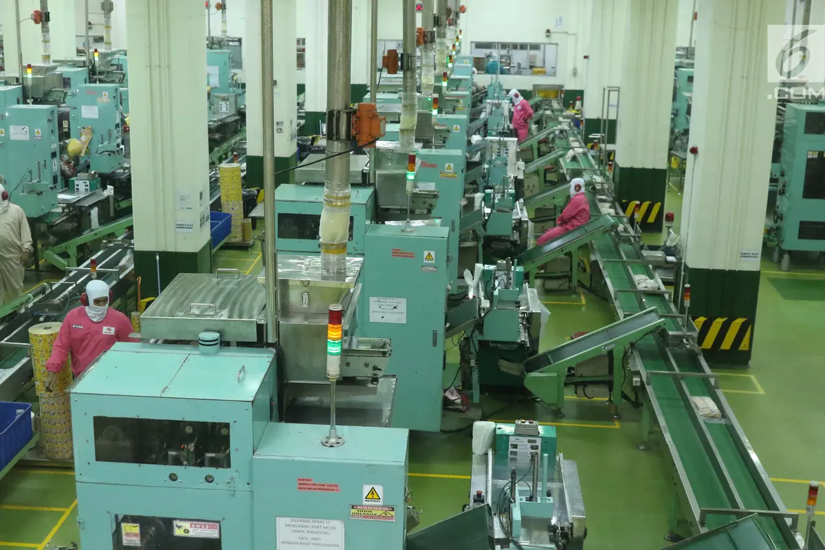 Melihat Proses Pengemasan Produk Ajinomoto