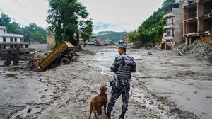 Pesan Terakhir Peziarah India Sebelum Hilang dalam Banjir Bandang di Perbatasan Nepal-Tibet