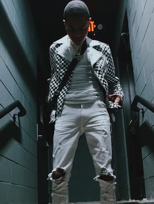 "Aku pria bebas," lanjutnya dalam live streaming yang sama. (instagram/ybnalmightyjay)