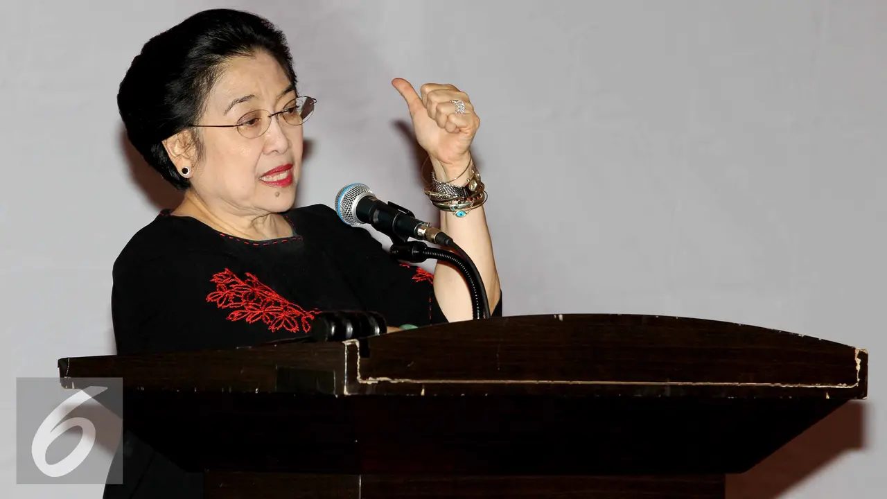 20150721-Sekolah Calon Kepala Daerah PDIP-Depok-Megawati