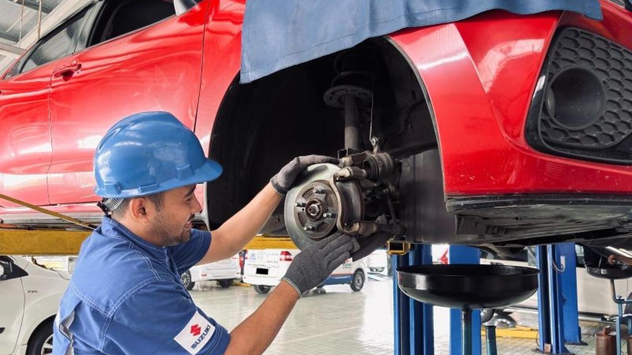 Pentingnya Perawatan Komponen Slow Moving Mobil untuk Keselamatan dan Kinerja Optimal