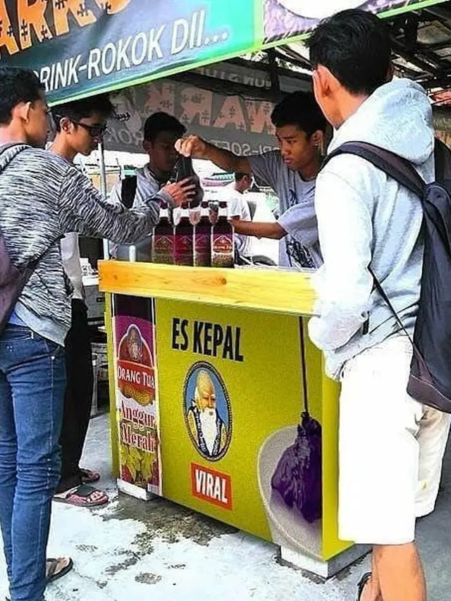 Kreatif Abis, 5 Spanduk Tukang Es Ini Bikin Penasaran