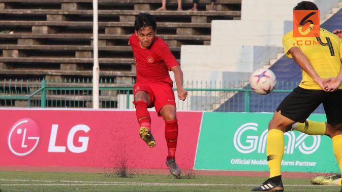 Witan Sulaeman menegaskan Timnas Indonesia U-22 wajib meraih kemenangan pada laga pamungkas Grup B kontra Kamboja U-22. (Bola.com/Zulfirdaus Harahap)