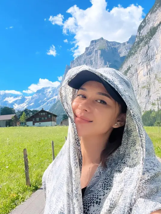 <p>Sebelumnya, Nana Mirdad dan Andrew White sudah pernah berkunjung ke tempat yang sama untuk merayakan anniversary mereka. (Instagram/nanamirdad_)</p>