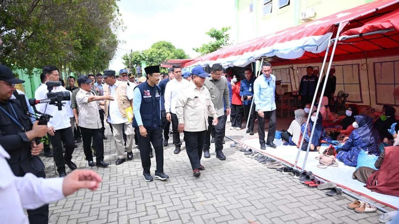 Mendagri Tito Dampingi Presiden Prabowo Tinjau Banjir Langkat