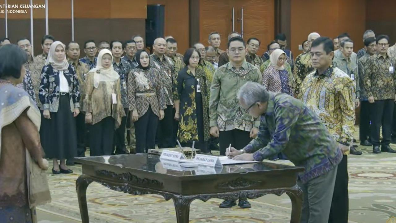 VIDEO: Jenderal Djaka Blak-blakan Status di TNI Usai Diangkat Jadi Dirjen Bea Cukai