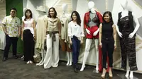 Lima desainer muda Indonesia pada FD Paris Fashion Show 2019. (dok. Fashion Division/Asnida Riani)