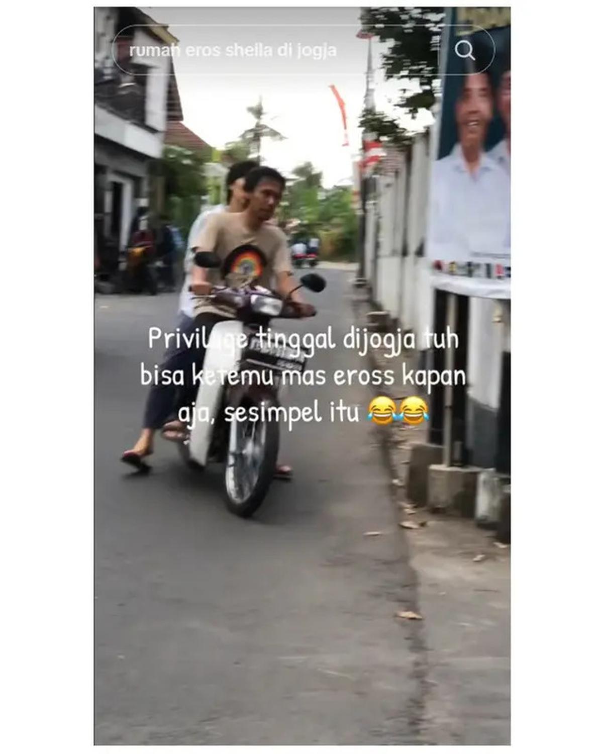 Viral Kesederhanaan Eross Candra SO7 dan Istri Jalan Kaki Ambil Servisan Motor, Ini 6 Momennya
