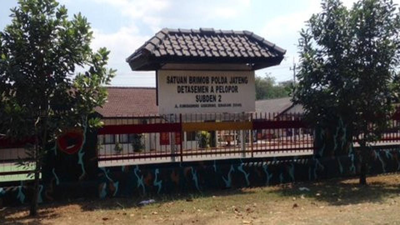 Mako Brimob Simongan Semarang diserang ratusan orang bersenjata