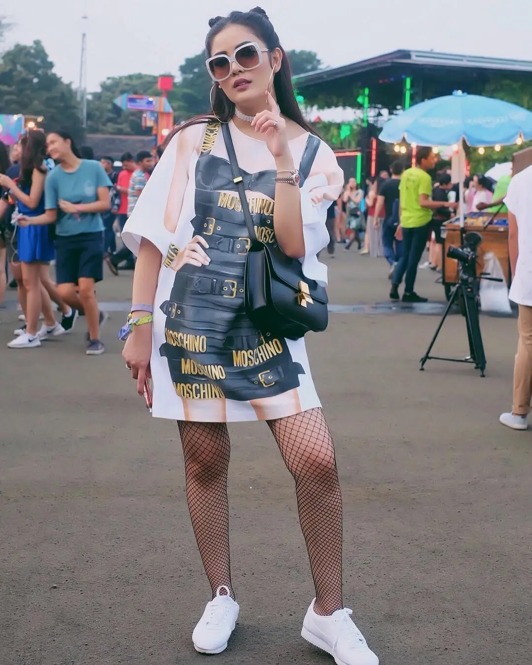 Penampilan Nindy yang super unik dan beda. (Sumber foto: nindyparasadyharsono/instagram)