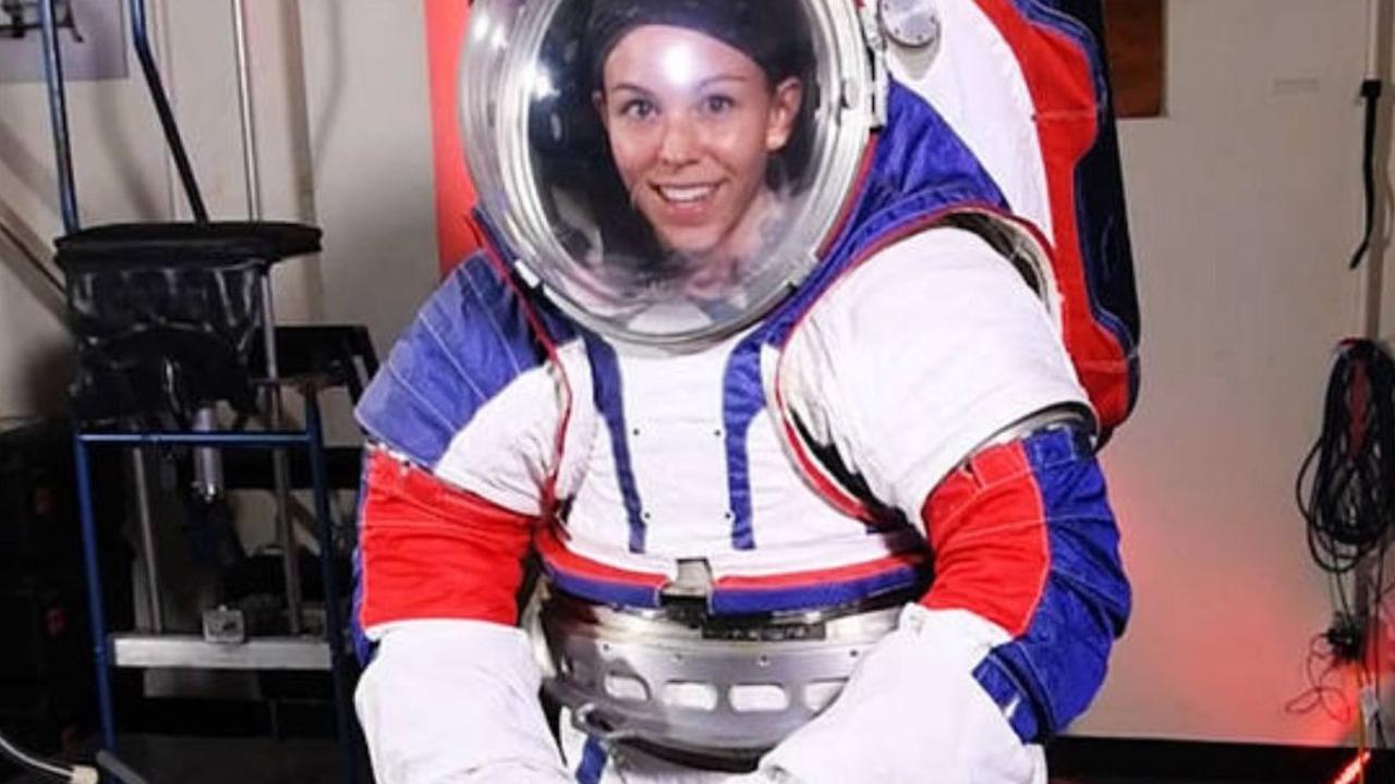 Manusia Bisa Mati Seketika Tanpa Pakaian Antariksa