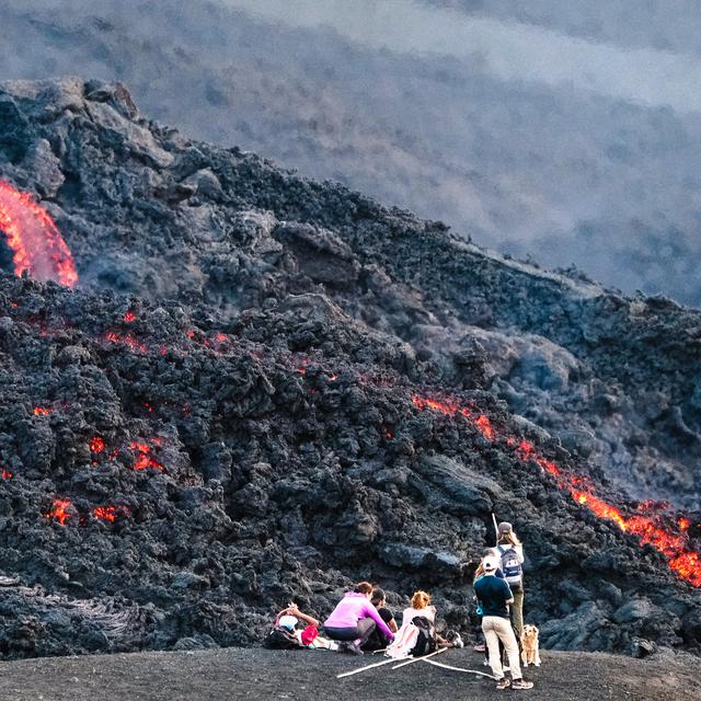 Keren Koki Amatir Ini Ubah Gunung Api Jadi Oven Untuk Masak Pizza Global Liputan6 Com