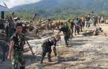 Sinergi TNI dan Warga Aceh Perbaiki Jembatan Pascabencana