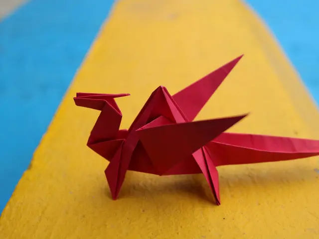 Cuma 3 Menit Pria Lumpuh Otak Mampu Membuat Origami Menggunakan Mulutnya Lifestyle Fimela Com