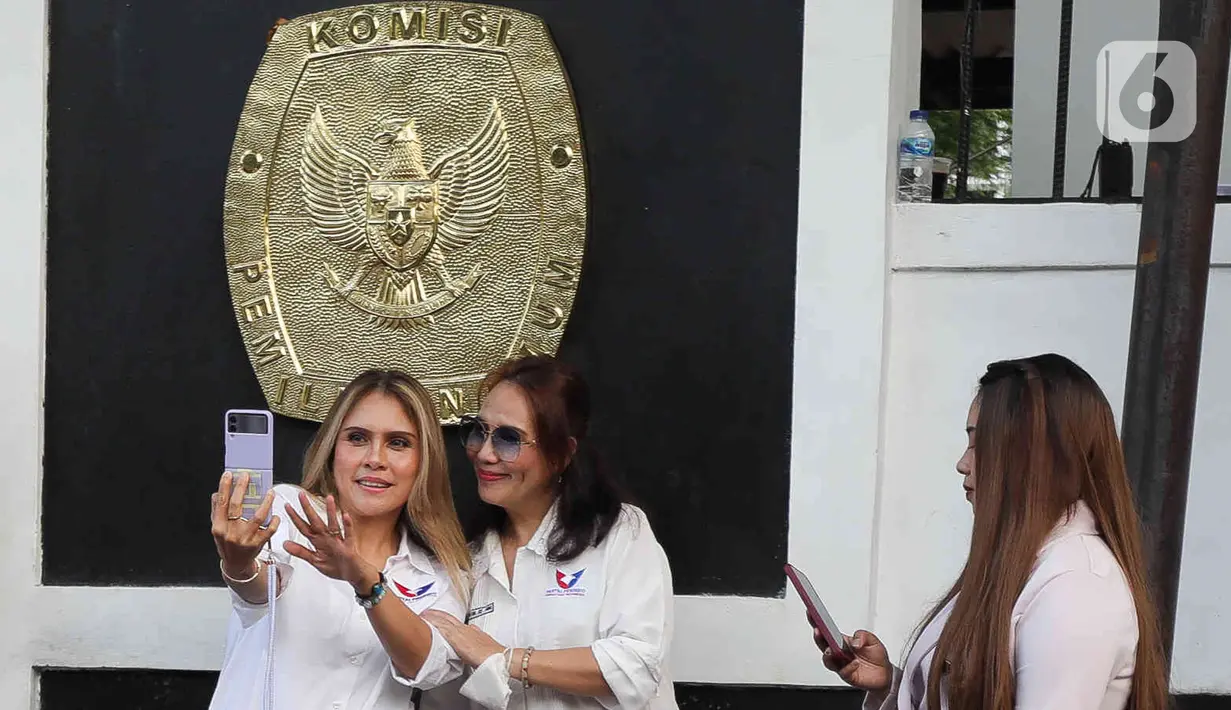 Berdasarkan informasi resmi Humas KPU, sebanyak tujuh parpol peserta Pemilu 2024 itu akan mendaftar hari ini di Kantor KPU RI. Lima di antaranya merupakan parpol non parlemen.   (Liputan6.com/Herman Zakharia)