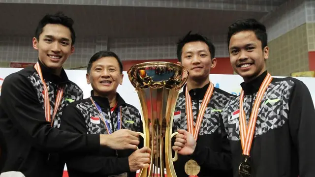 Anthony Sinisuka Ginting dan Jonatan Christie