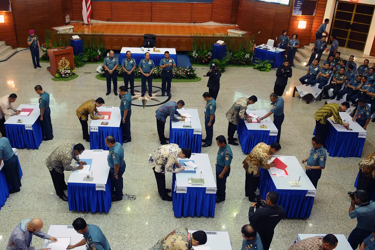 20160107-TNI AL Lakukan MoU dengan Sejumlah Mitra-HEL 