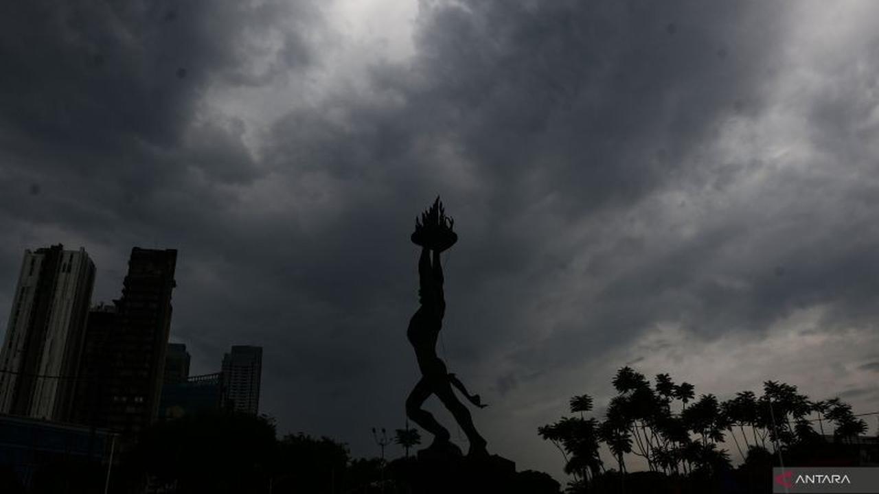 BMKG Ingatkan Potensi Hujan Lebat di Sumatera Utara dan Maluku