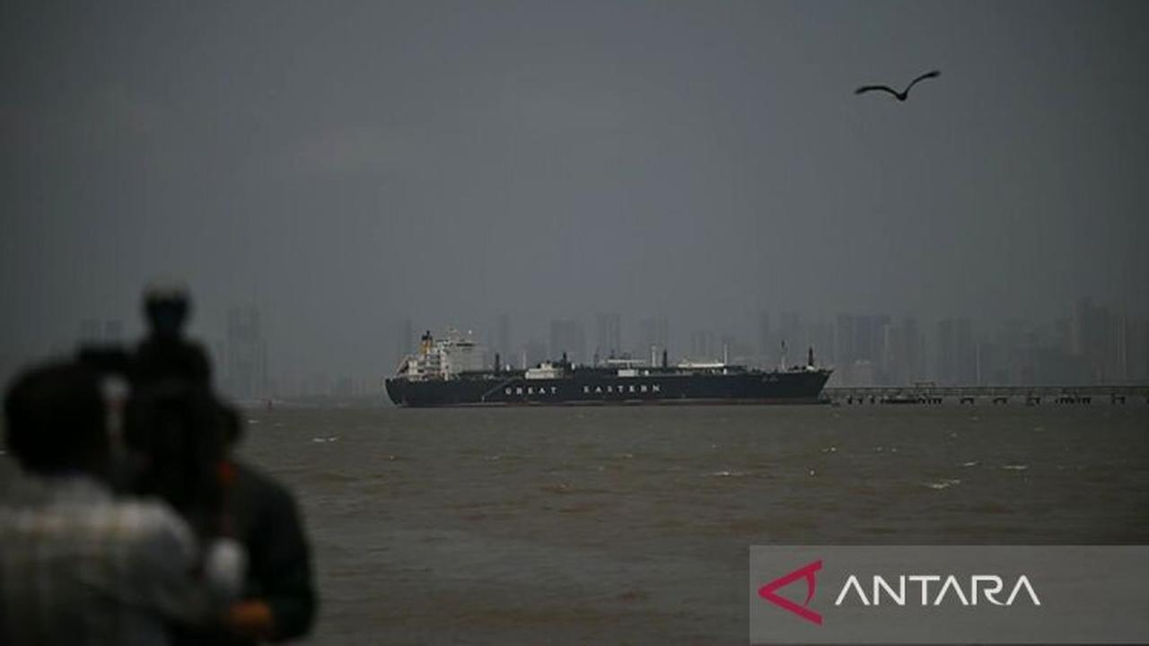 Filipina Cari Jalur Khusus: Minta Izin AS untuk Beli Minyak Rusia Lebih Banyak Lagi