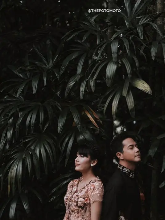 "Palingan aku makan mulu aja. Enggak ada mual-mualnya, enggak ada capek-capeknya. Sehari makan enam kali, jadi itu agak over ya. Penginnya kalau lagi (makan) apa tuh pengin banget," kata Ardina Rasti. (instagram/ardinarasti6)