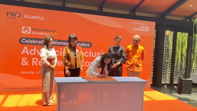 Penandatanganan MoU FWD Insurance dan UN Woman Indonesia