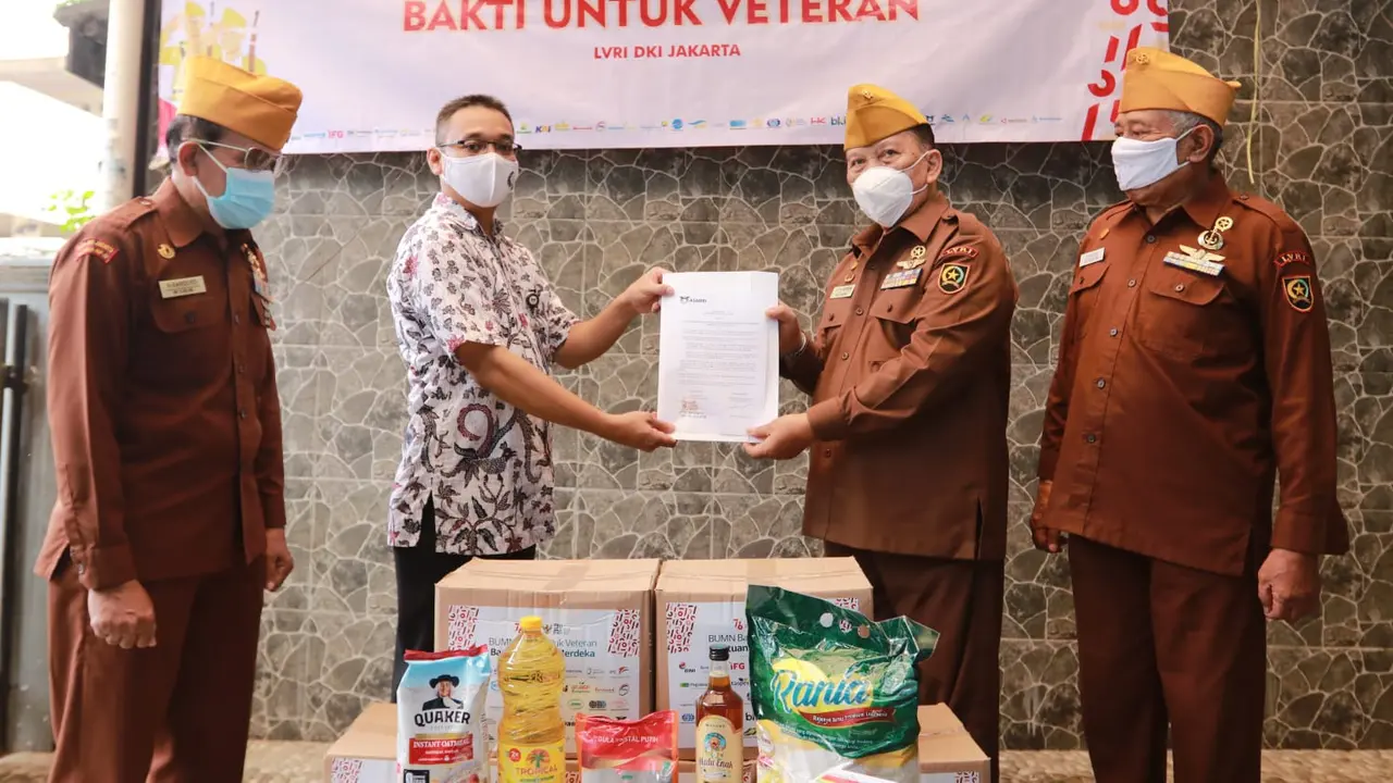 Bantuan paket sembako dari ASABRI untuk Veteran Indonesia