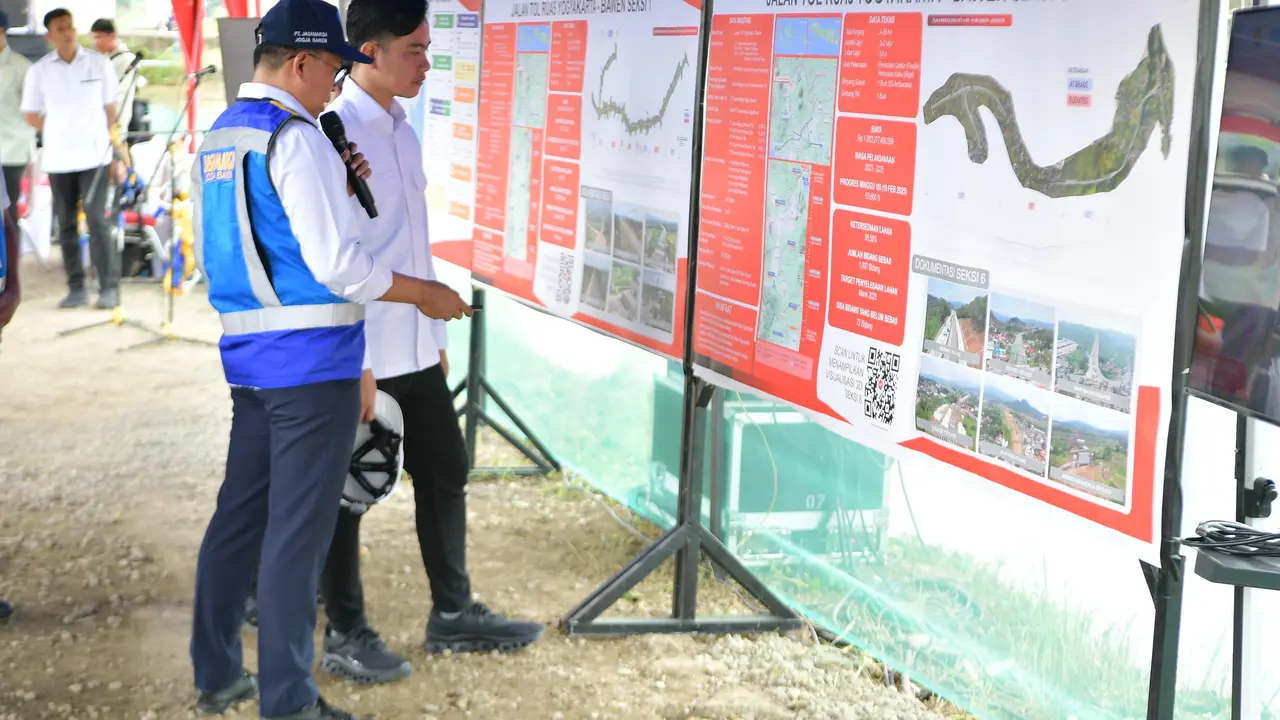 Gibran Tinjau Proyek Pembangunan Tol Yogyakarta-Bawen