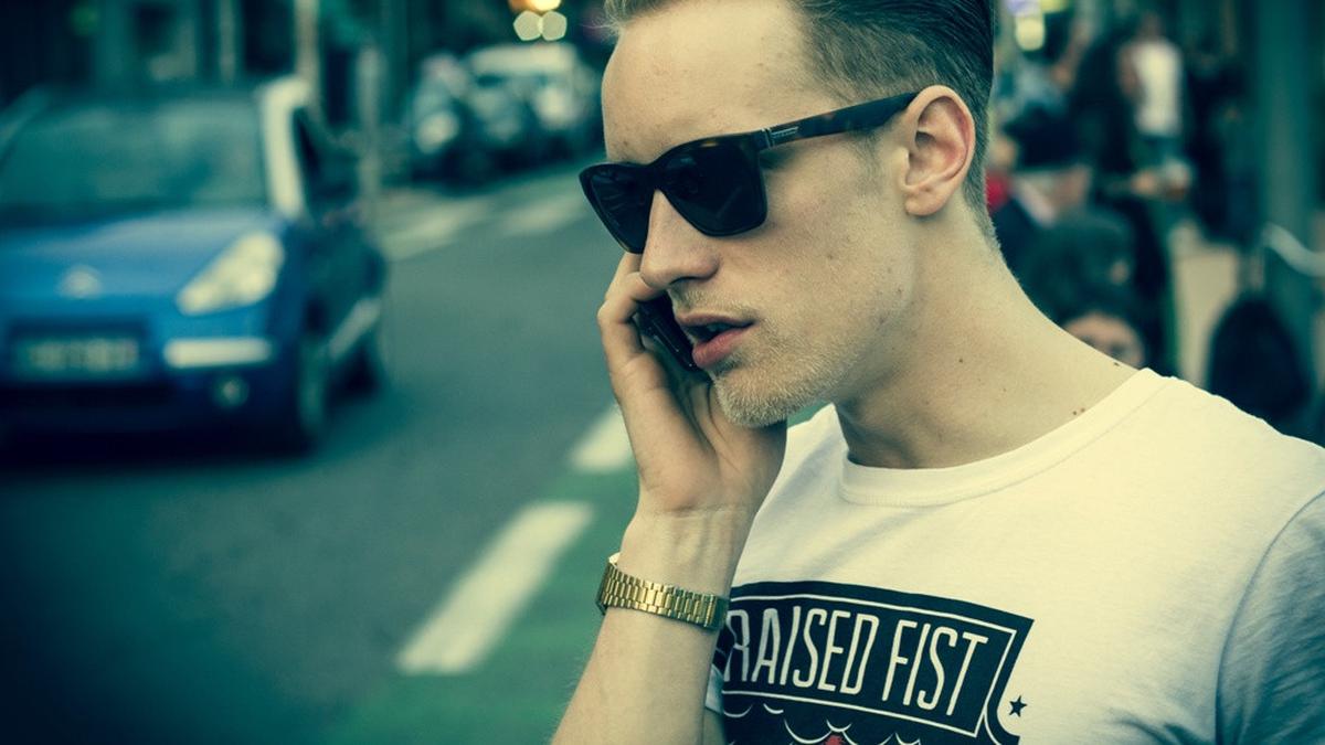 Hatihati Terpesona, 4 Zodiak Ini Dikenal Sebagai Bad Boy yang Menawan