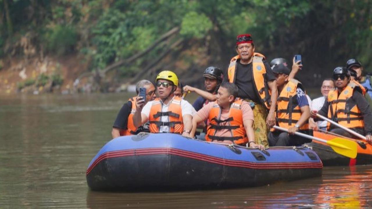 Debat Pilkada DKI, Pram Sindir Ridwan Kamil: Disneyland Mau Dibangun di Cikarang atau Pulau Seribu?