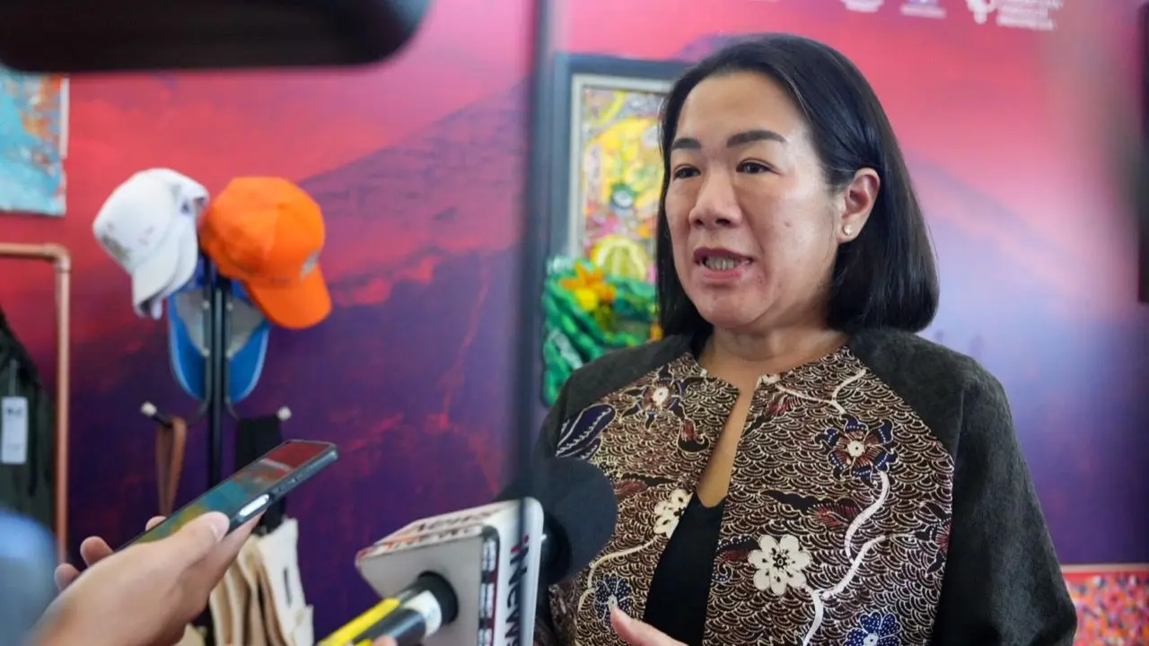 Ketua Umum Yayasan Perempuan Tangguh Indonesia (PTI) Myra Winarko dalam Pameran G20 Side Event bertajuk B20 Indonesia Digital Economy to Support SDGs di Nusa Dua, Bali, Senin (8/8/2022).