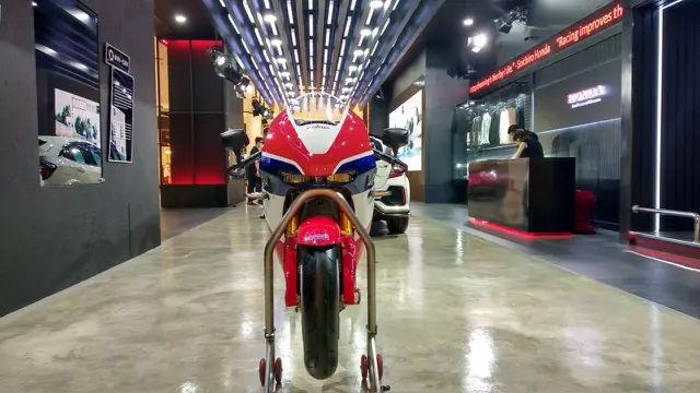 Honda RC213V-S