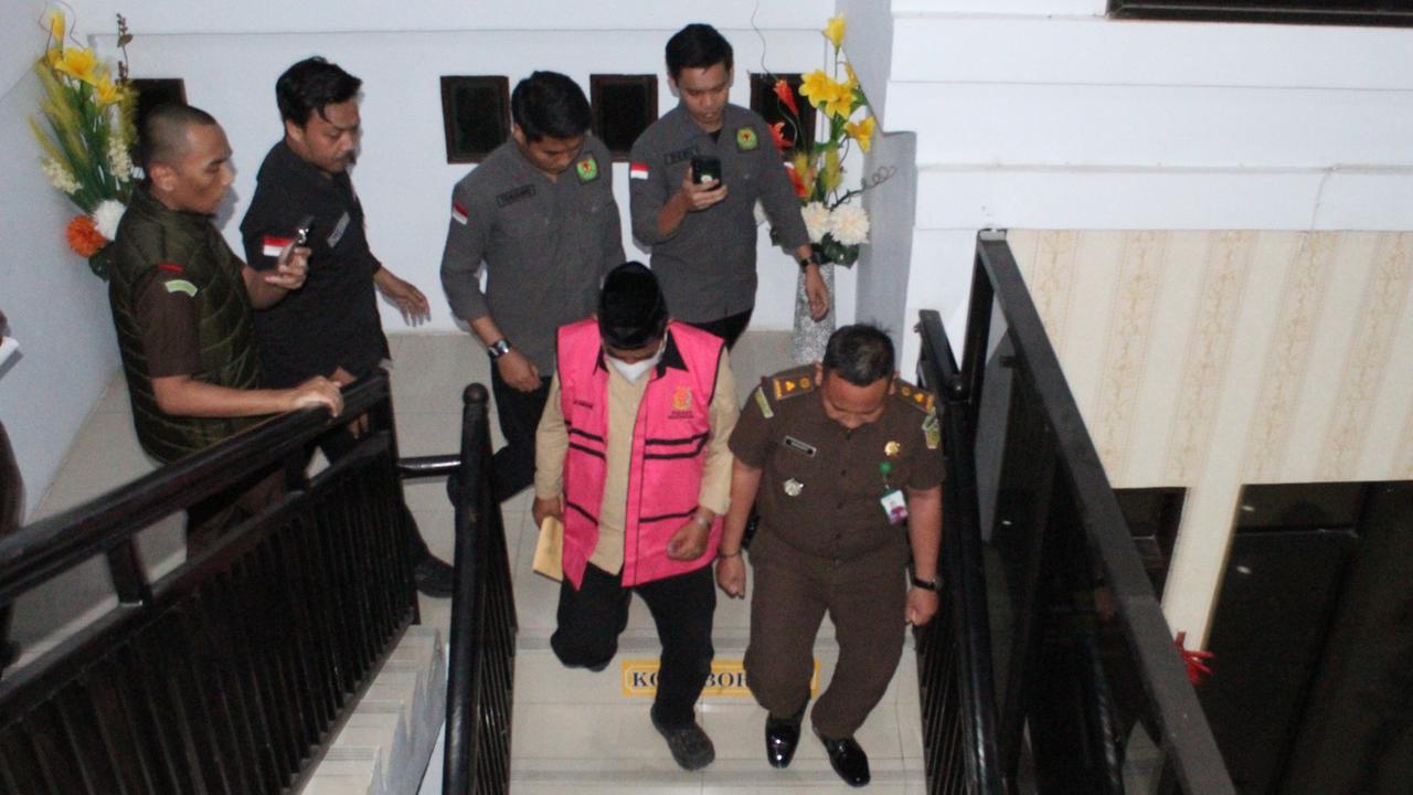 Mantan Anggota DPRD Parepare Jadi Tersangka Korupsi Penyaluran Bantuan Sapi
