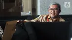 Mantan Gubernur Jawa Barat Ahmad Heryawan (Aher) menunggu panggilan penyidik akan menjalani pemeriksaan di Gedung KPK, Jakarta, Jumat (4/10/2019). Aher diperiksa sebagai saksi untuk tersangka Sekretaris Daerah (Sekda) Jawa Barat Iwa Karniwa. (merdeka.com/Dwi Narwoko)