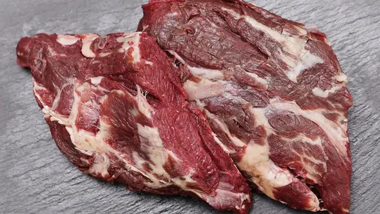 Jangan Langsung Dicuci, Ini Cara Membersihkan Daging Kurban yang Jarang Diketahui
