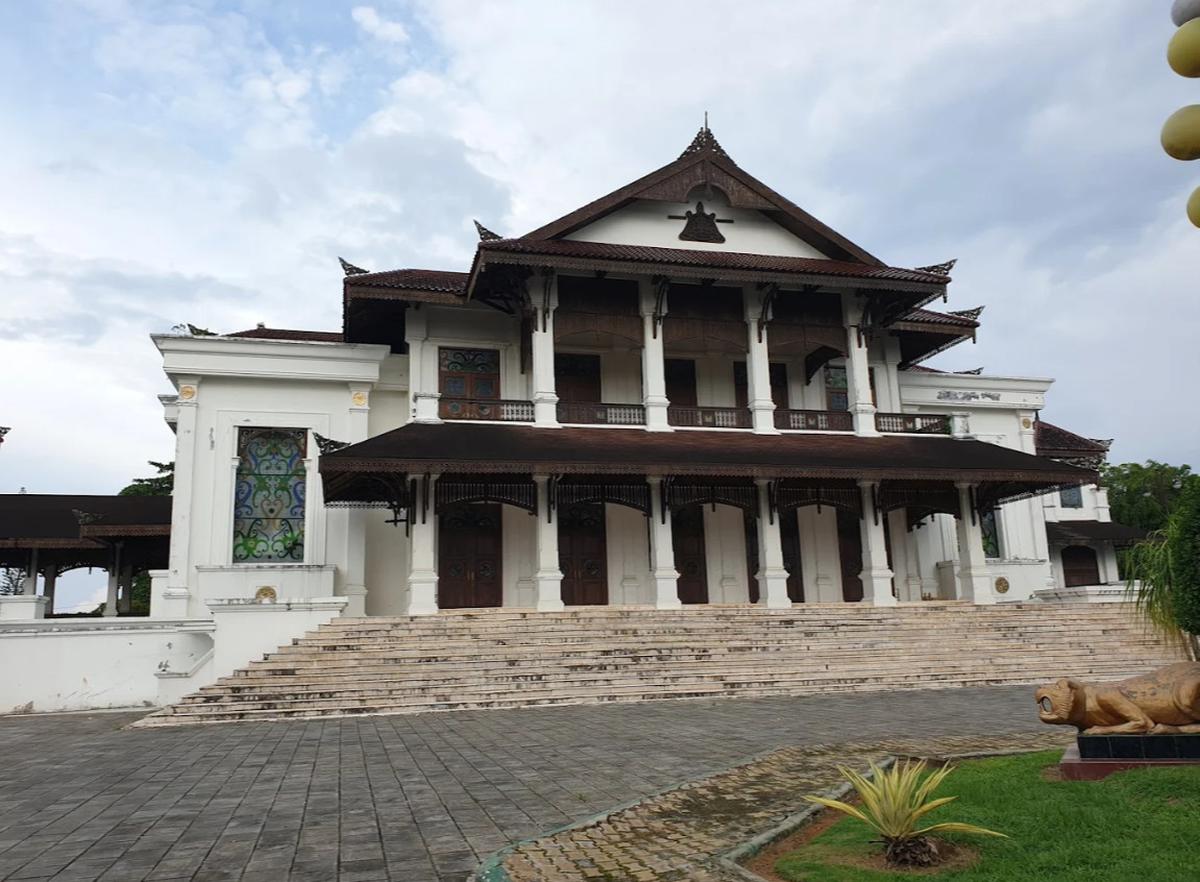Kedaton Kutai Kartanegara