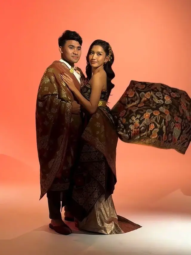 Pemotretan Preweddin Asnawi Mangkualam dan Yuriska Patricia (credit: RIO MOTRET)